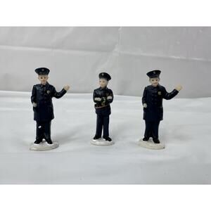 St Nicholas Square “On The Beat” Policeman Law Set Of 3 Christmas Holiday